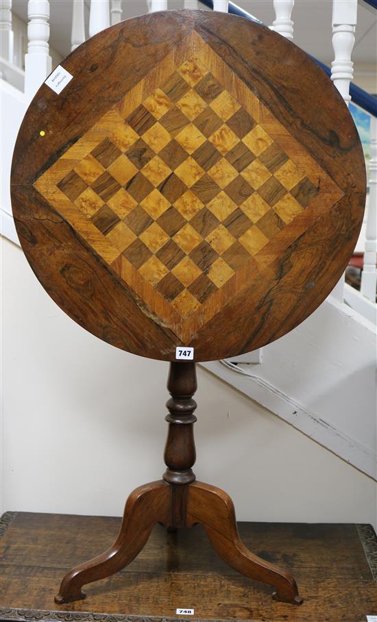 An early Victorian rosewood chequer topped games table, W.63cm
